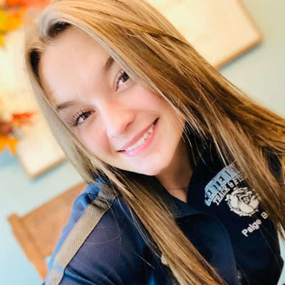 Meet your Posher, Paige - Picture 1 of 1